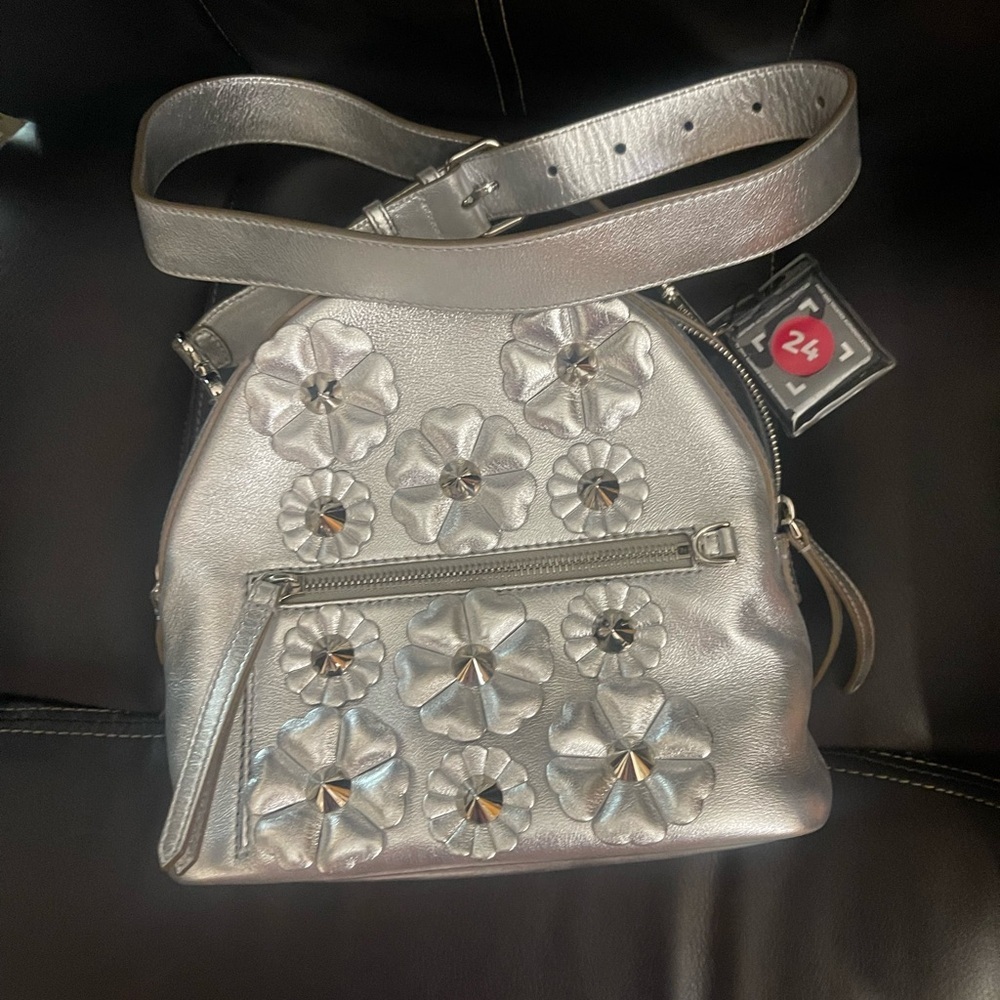 Fendi Silver Floral Studded Crossbody Bag - Picture 10 of 11